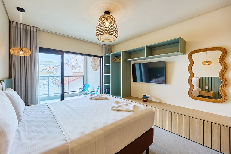 Loft with Balcony Near the Sea