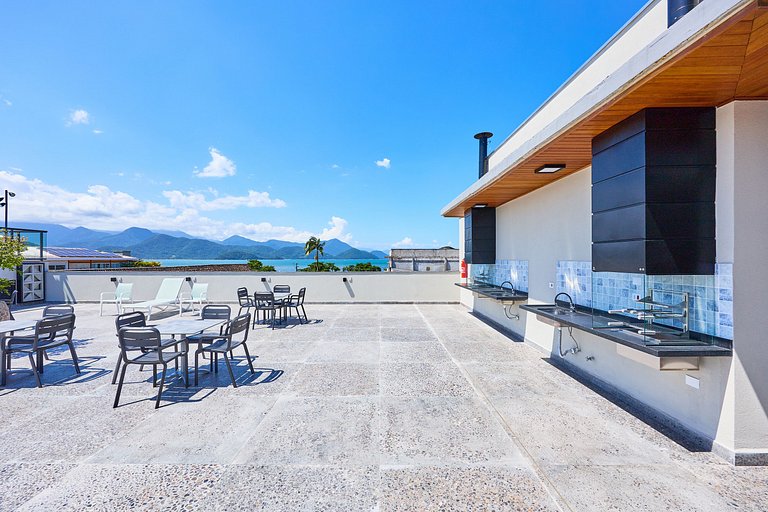 Loft con balcón cerca del mar