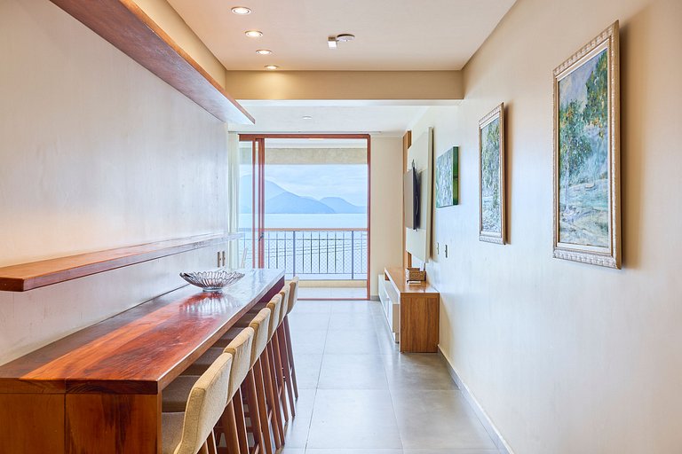 Apartamento de 2 habitaciones con vista al mar
